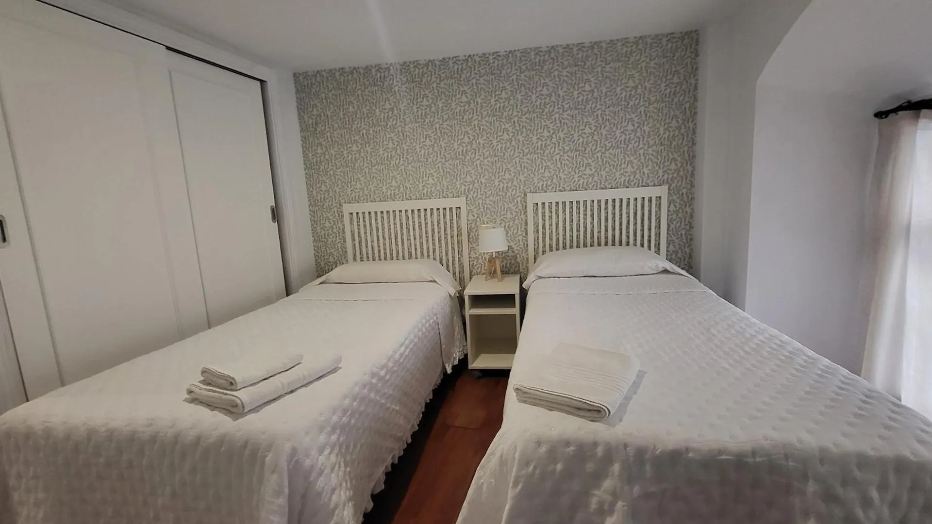 Walk To The Cathedral Loft Arenal Apartment Seville